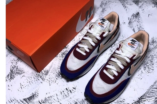 White Nike sacai Waffle BV0073-700 Blue LD 1114